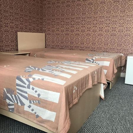 Makenty House Astana Pansiyon Dış mekan fotoğraf