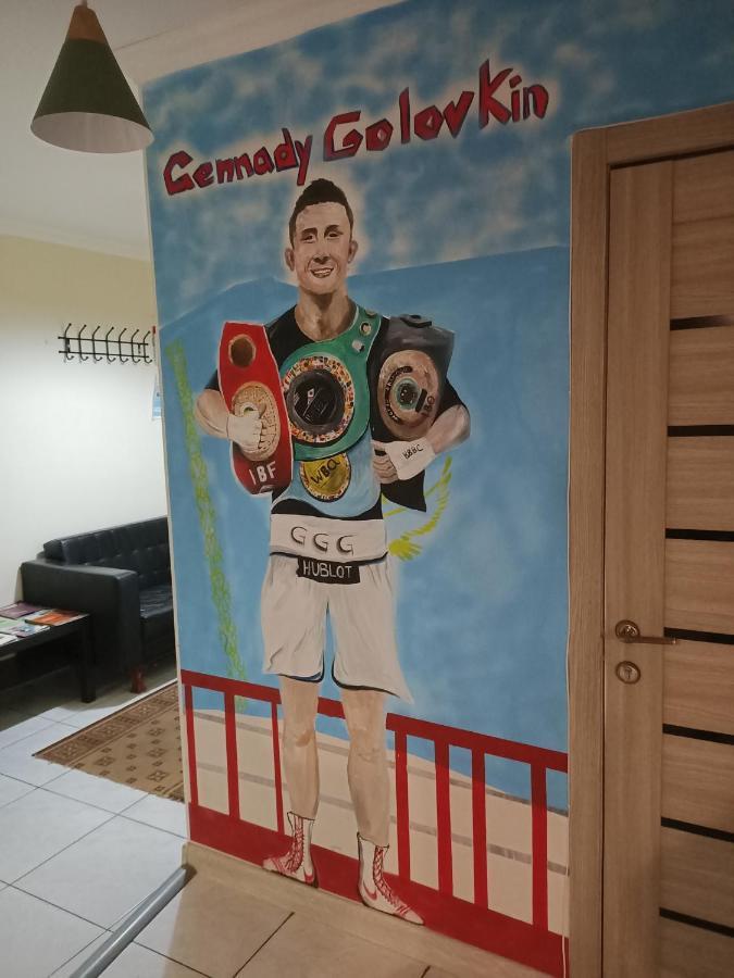 Makenty House Astana Pansiyon Dış mekan fotoğraf
