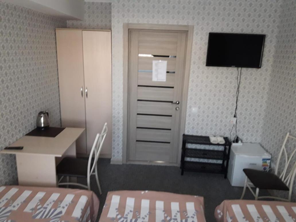 Makenty House Astana Pansiyon Dış mekan fotoğraf